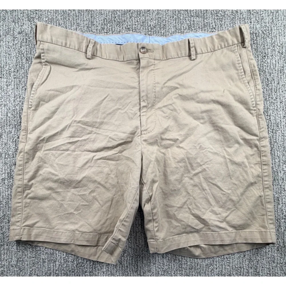 Peter Millar Chino Shorts Mens 40 Khaki Tan Flat Front Emblem Stretch MCOB13